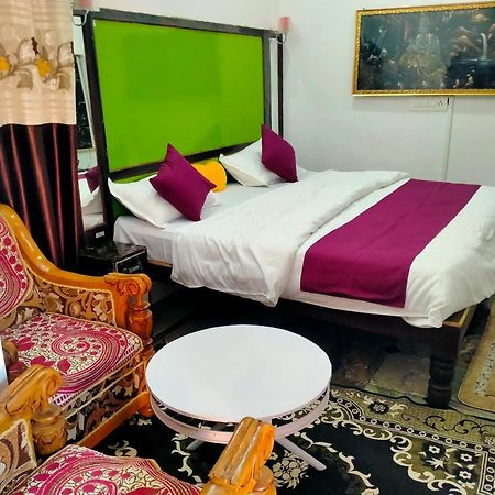 Eastern Gate Homestay 카주라호 외부 사진