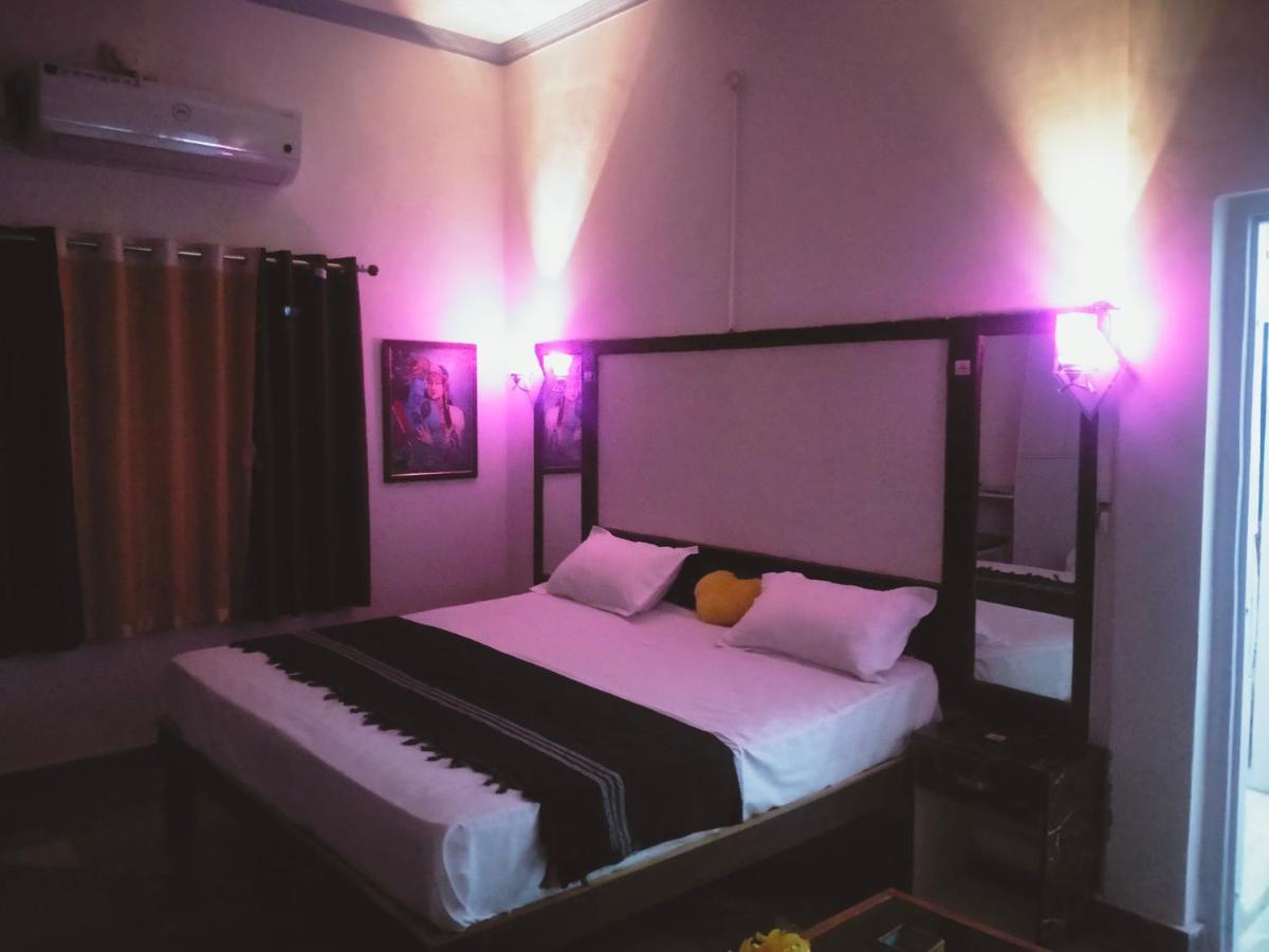 Eastern Gate Homestay 카주라호 외부 사진