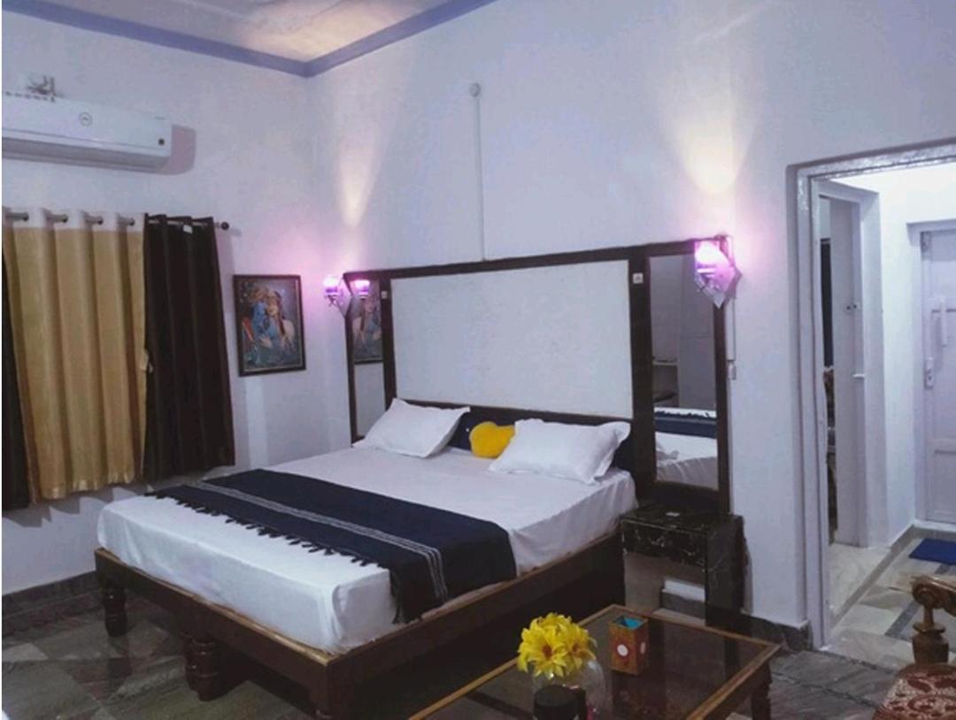 Eastern Gate Homestay 카주라호 외부 사진