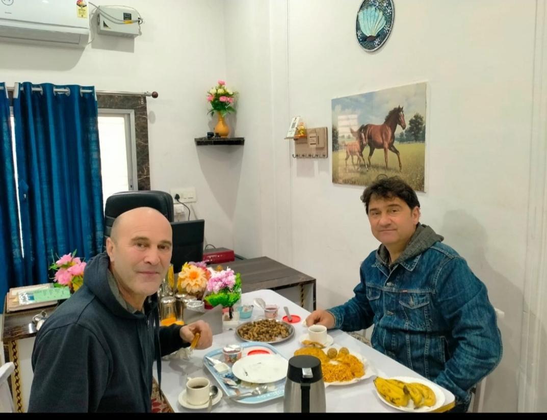Eastern Gate Homestay 카주라호 외부 사진